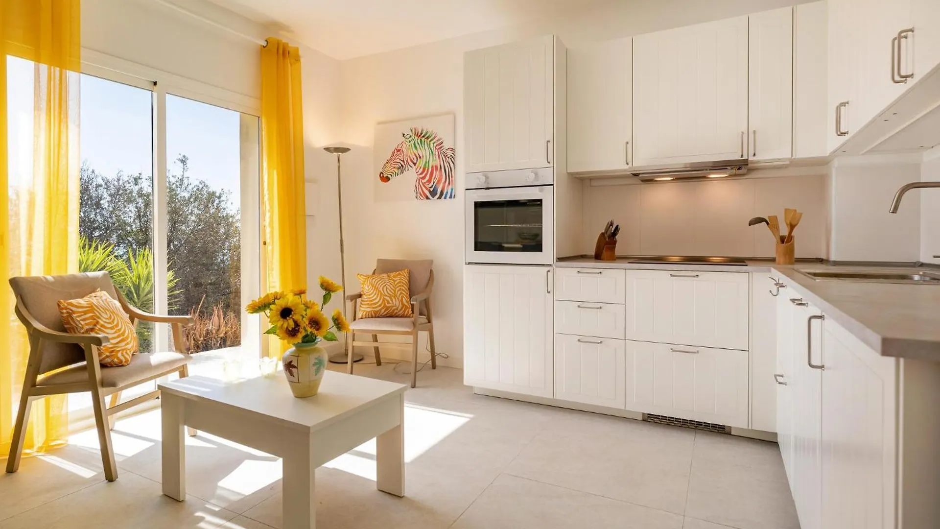 1 Bedroom Gorgeous Home In Arenas Holiday home
